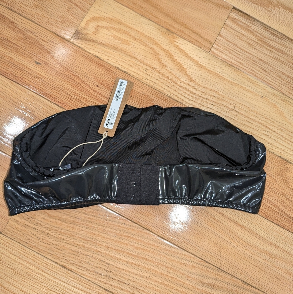 NWT SKIMS STRETCH VINYL BANDEAU - Picture 9 of 10